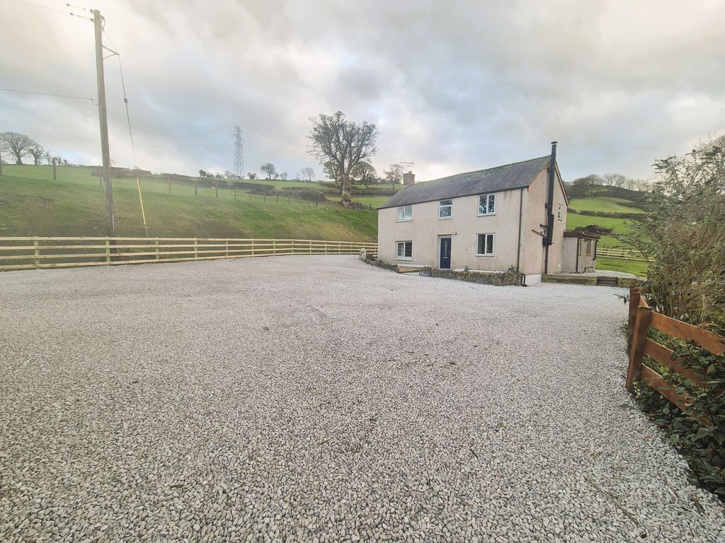 Property photo 3 of 38