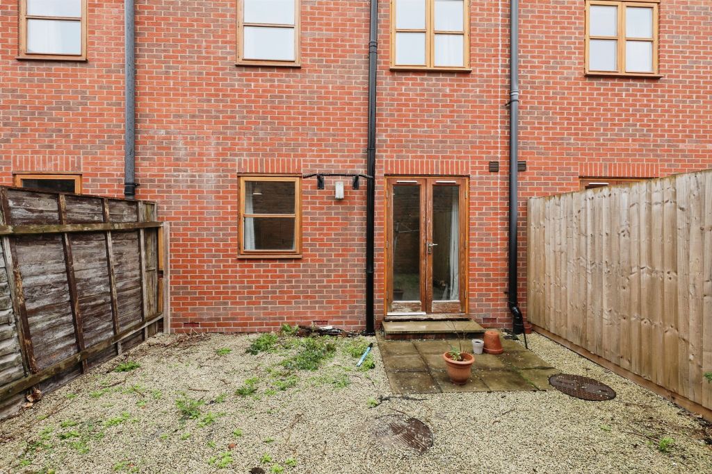 Property photo 3 of 10