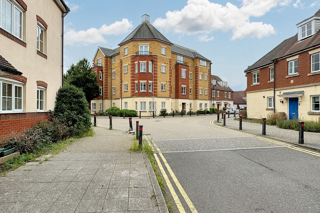 Property photo 1 of 10 535B74Bd-99C6-4749-88Eb-1A8400Fabd86