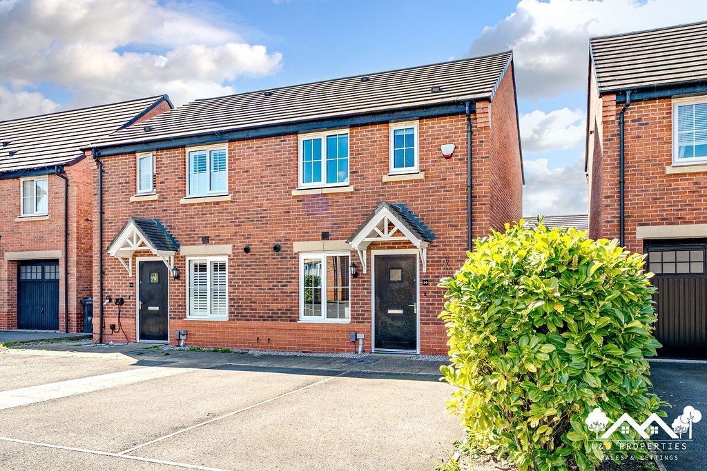 Property photo 1 of 27