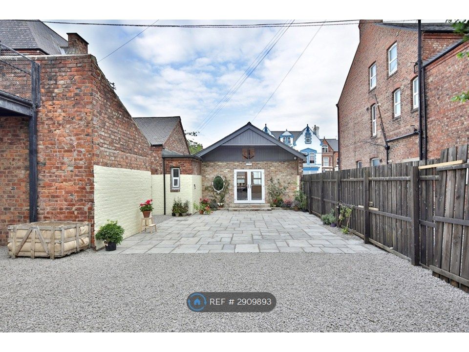 Property photo 3 of 6