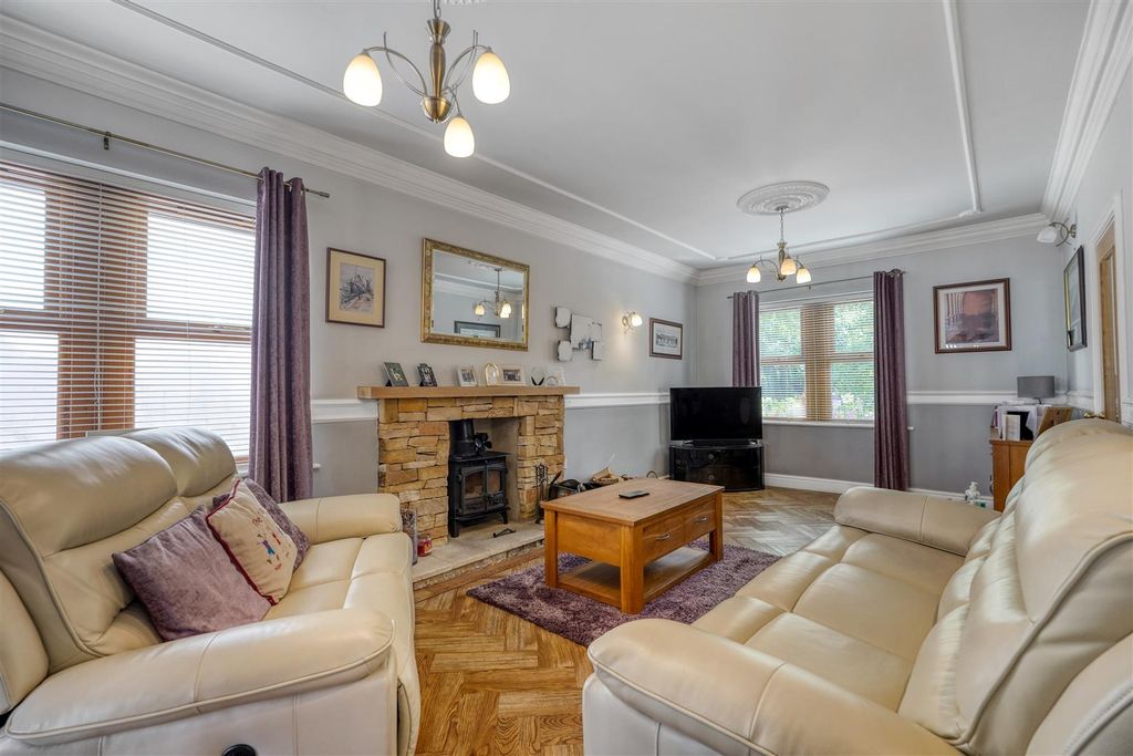 Property photo 3 of 37 Dsc06170.Jpg