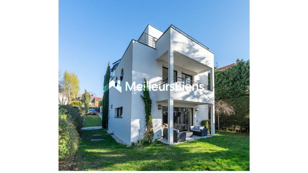 Property photo 2 of 30