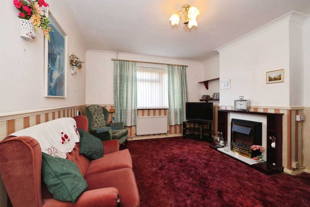 Property photo 3 of 13