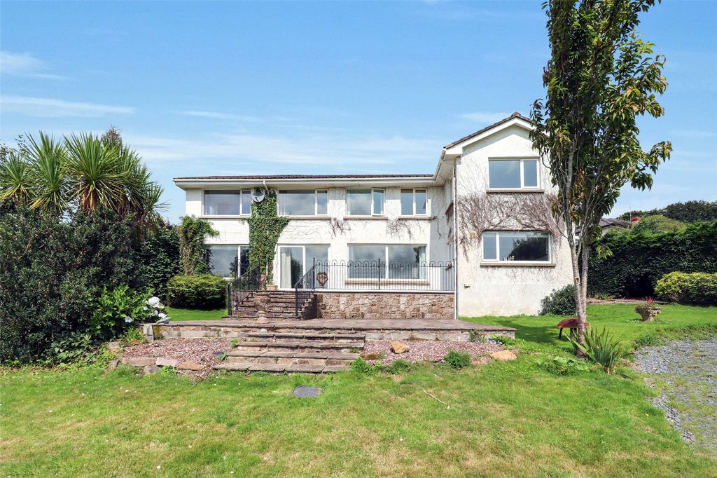Property photo 1 of 29 Picture No. 35