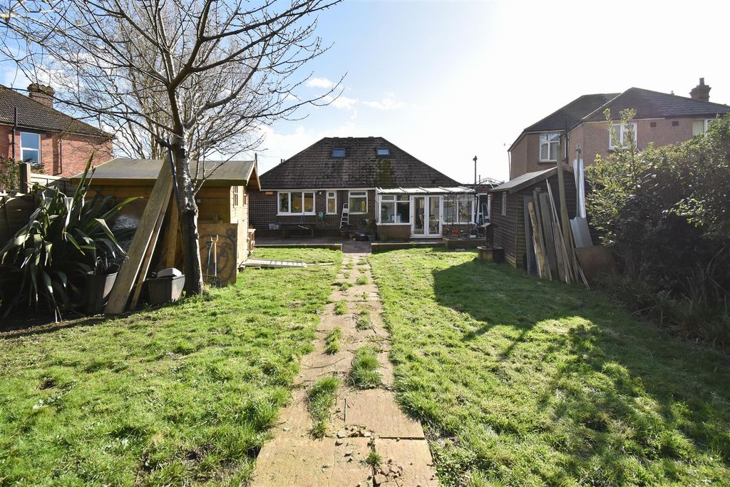 Additional image 24 of 4 bed detached bungalow for saleMoscow Road, Hastings TN35