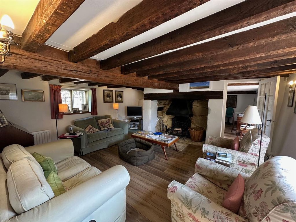 Property photo 3 of 22 11.Jpg