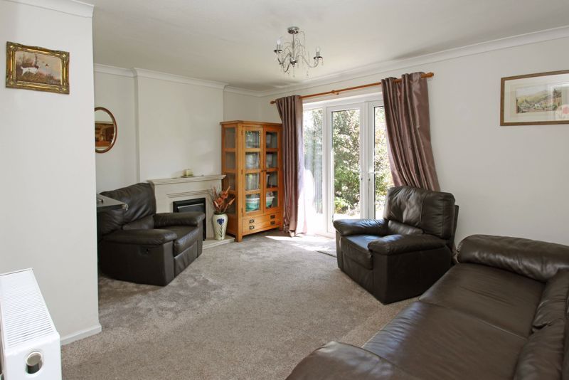 Property photo 3 of 17 Photo 6