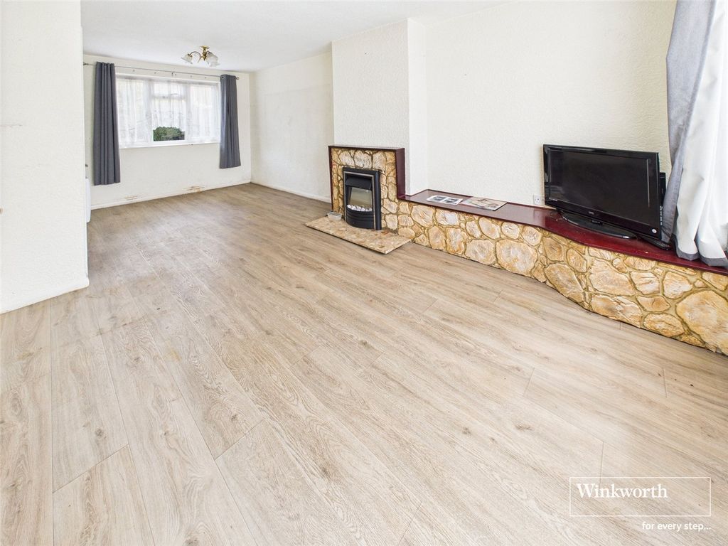 Property photo 3 of 17 Picture No. 03