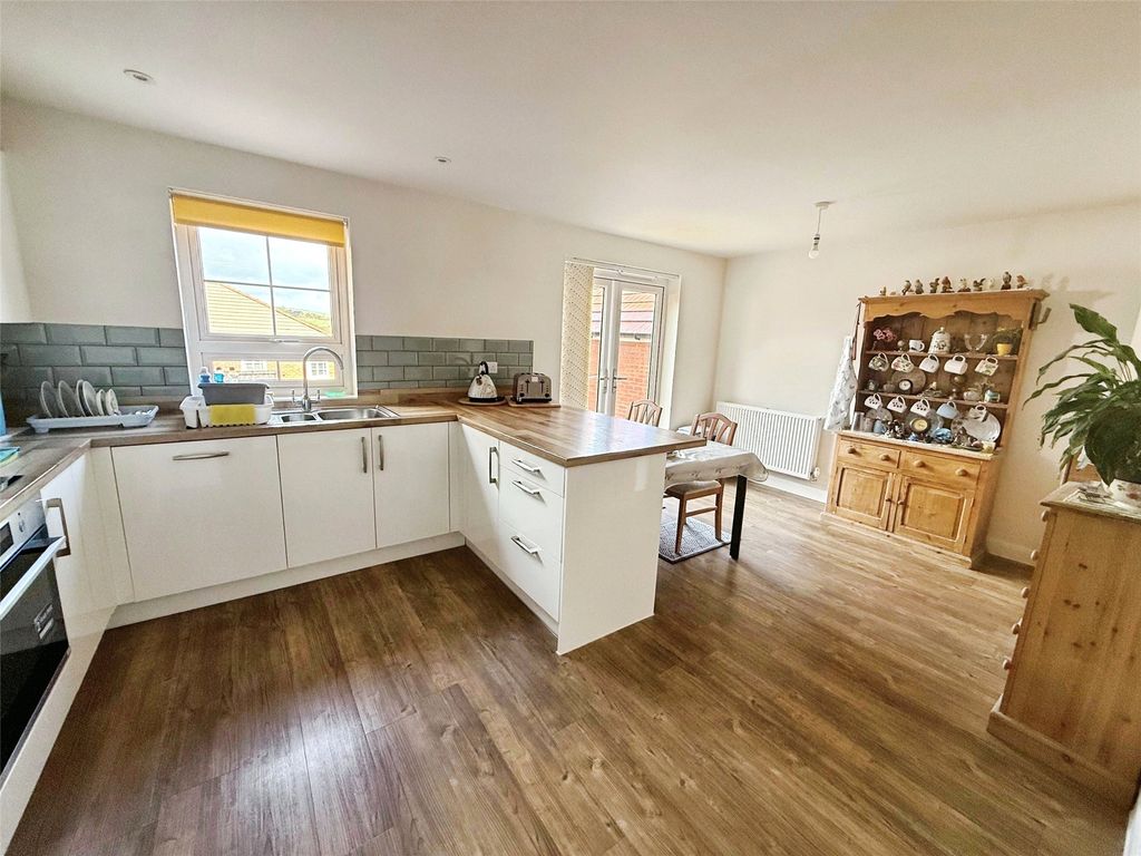 Property photo 2 of 14 2 - Picture No. 02