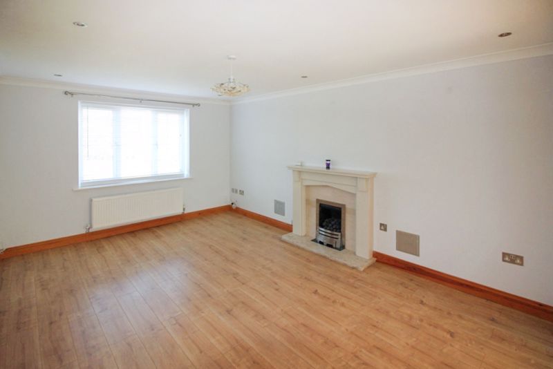 Property photo 2 of 18 Photo 4