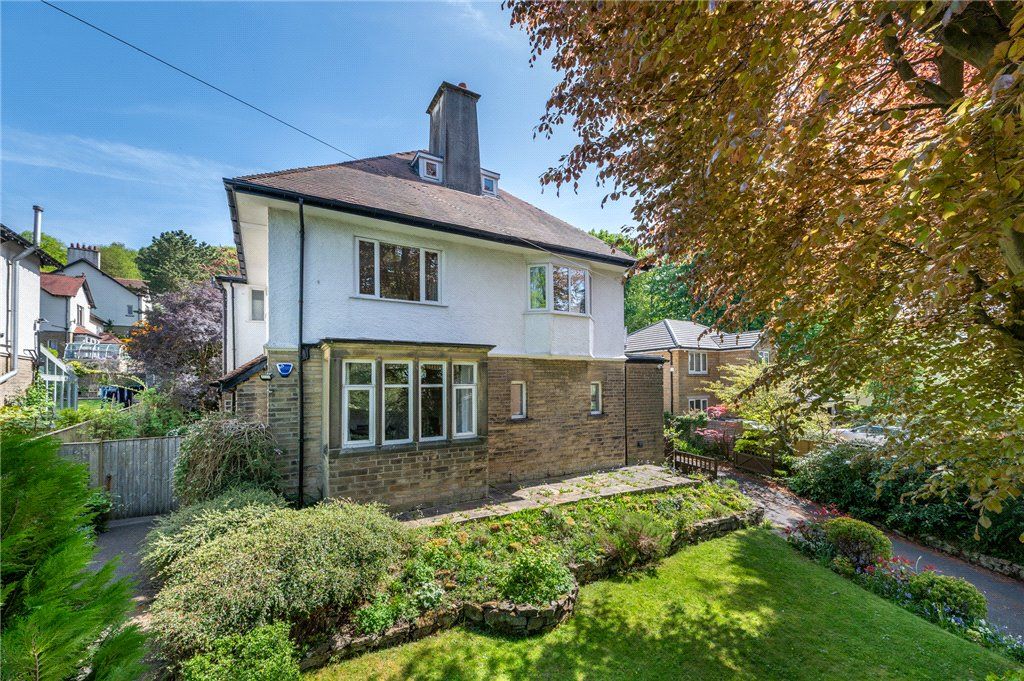 Property photo 2 of 42 Frontage