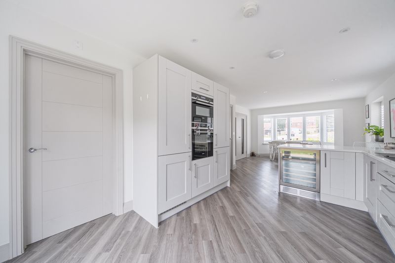 Property photo 2 of 23 Photo 18