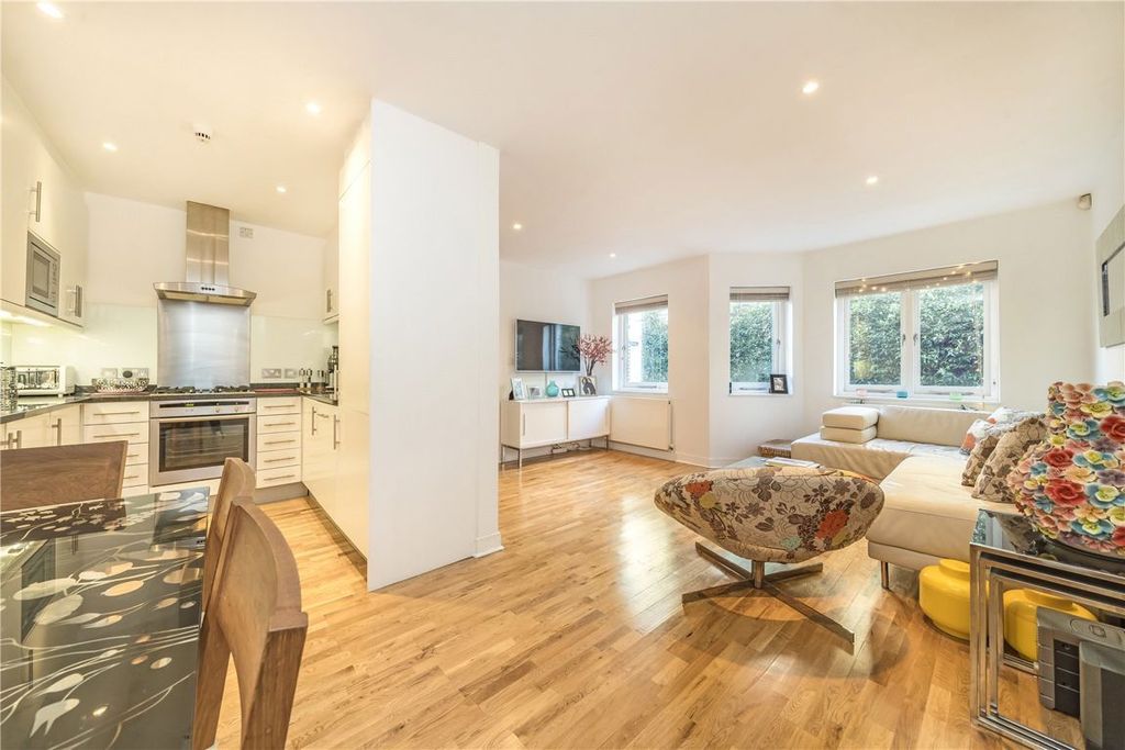 Property photo 2 of 9