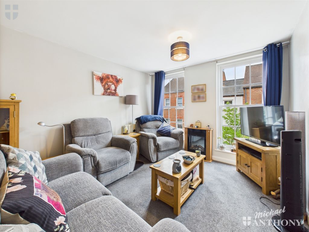 Property photo 2 of 8 Cam03852G0-Pr0284-Still005