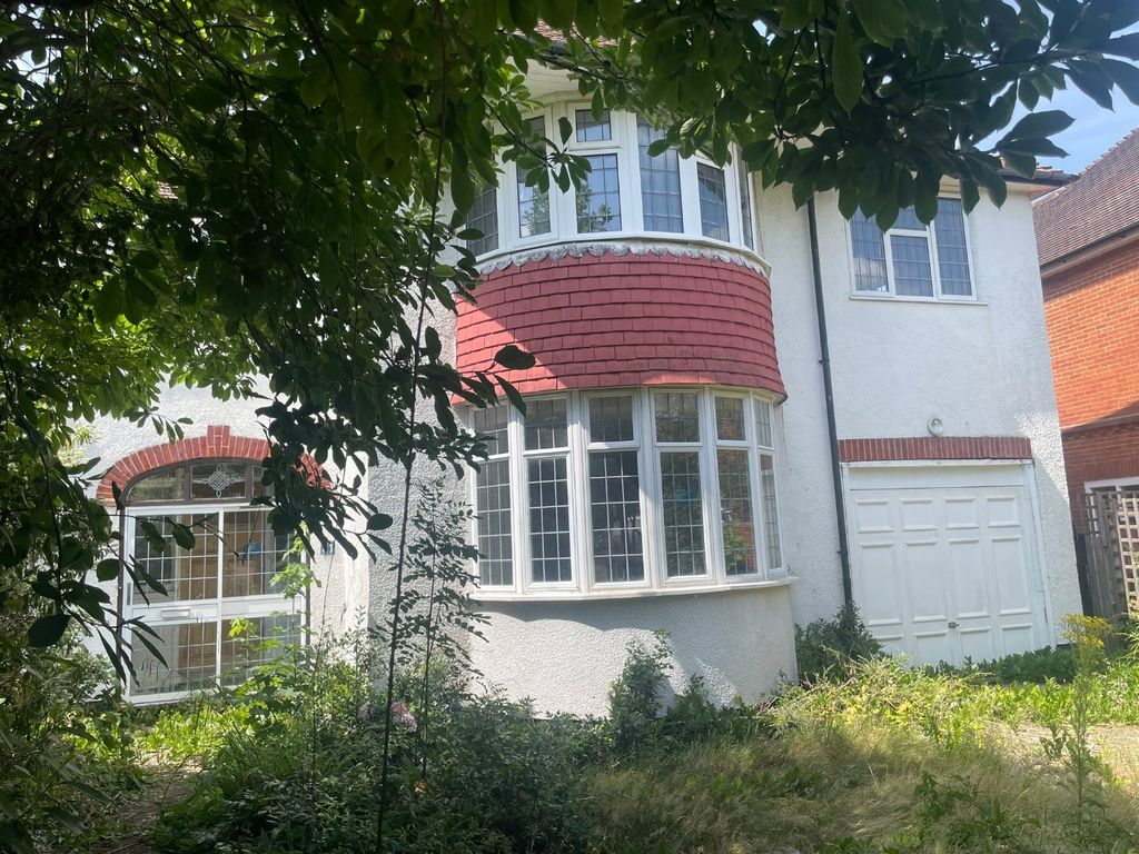 Property photo 3 of 15 Picture No. 23