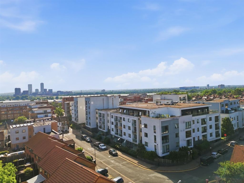 Property photo 1 of 16 6_Dji_20260623172202_0027_d.Jpg