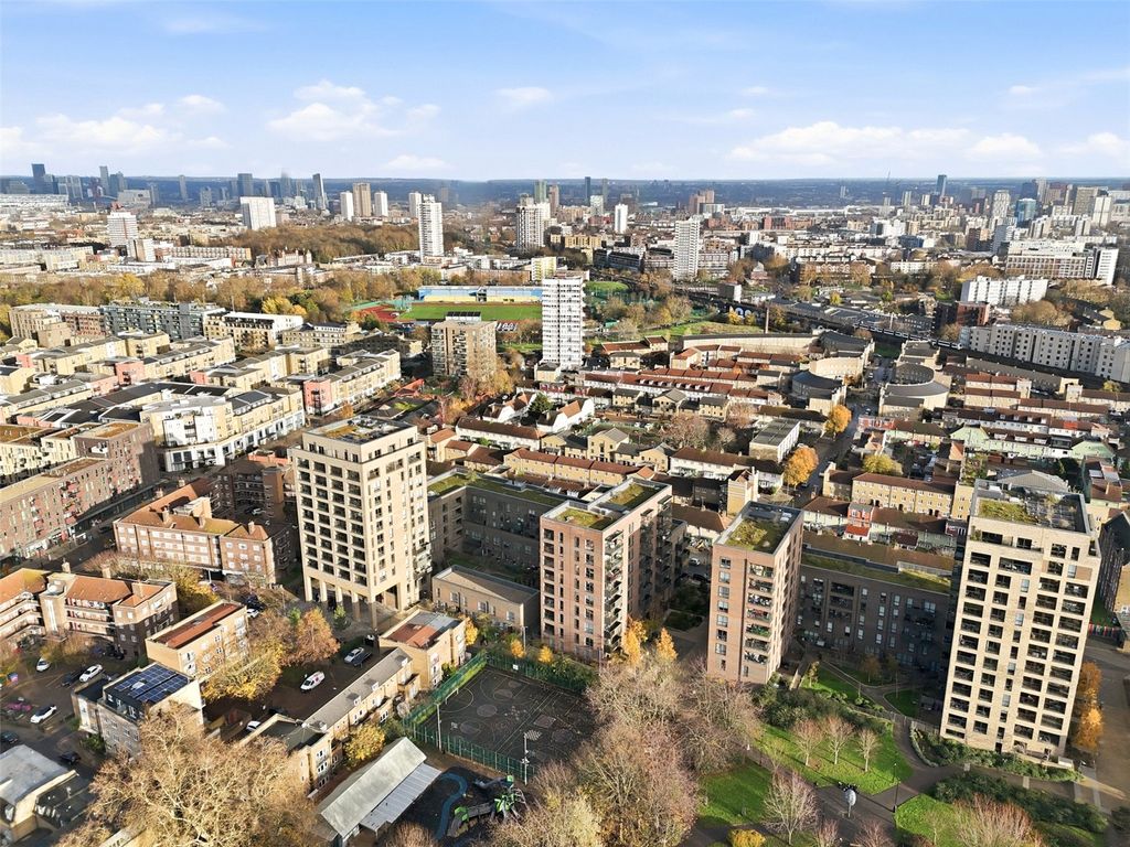 Property photo 2 of 12 Picture No. 03