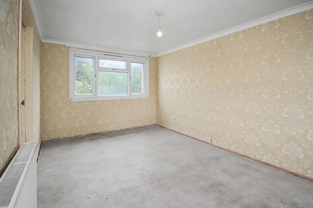 Property photo 2 of 15 15 Hawkshead Drive, Hawkshead, Bradford, West Yorkshire, Bd5 0Tj