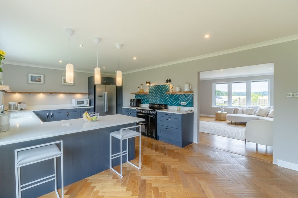 Property photo 3 of 29 Dining Kitchen To Lounge