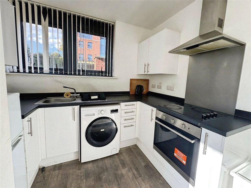 Property photo 3 of 9 Picture No. 01