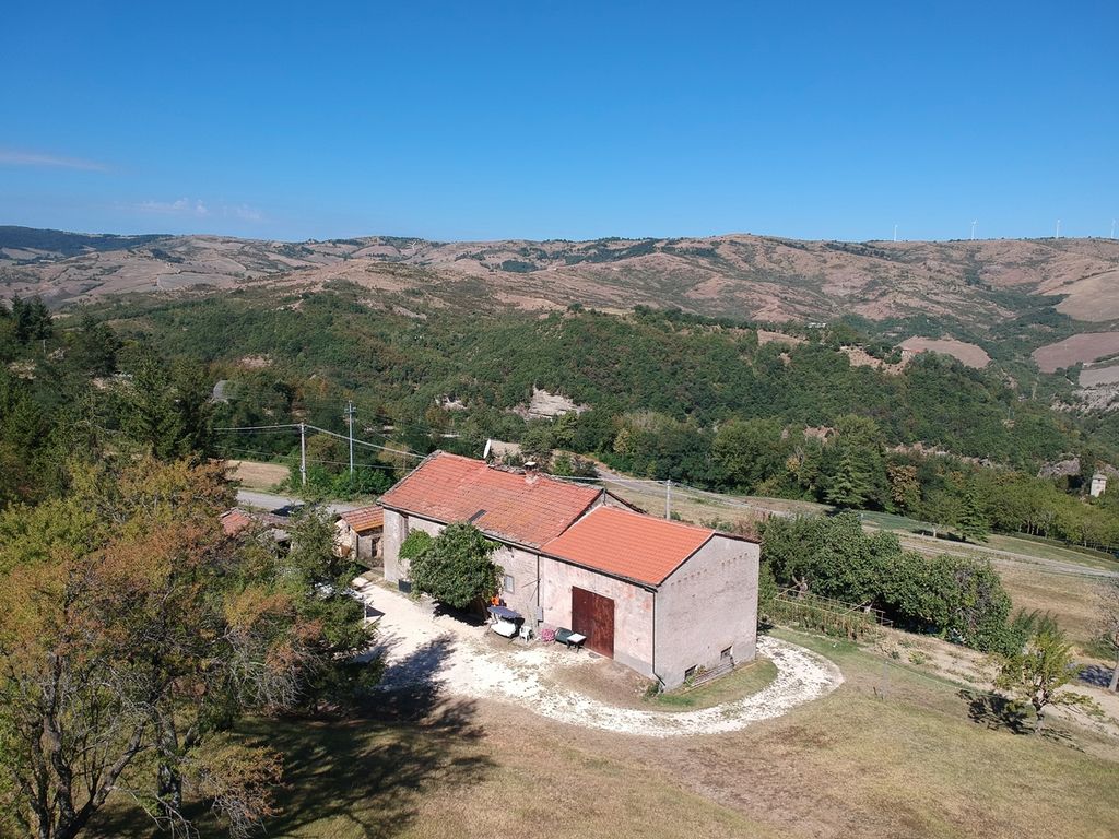 Property photo 1 of 36