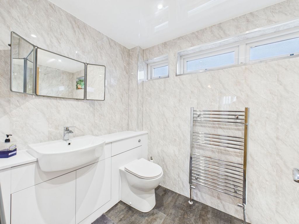 Property photo 3 of 12 Shower Room