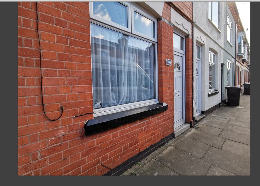 Property photo 1 of 9 Front