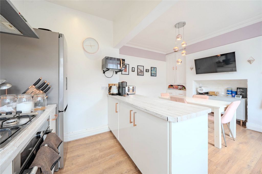 Property photo 3 of 17 Picture No. 05