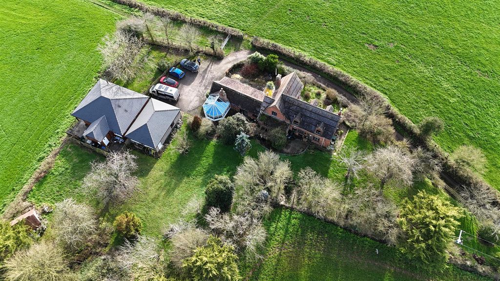 Property photo 2 of 53