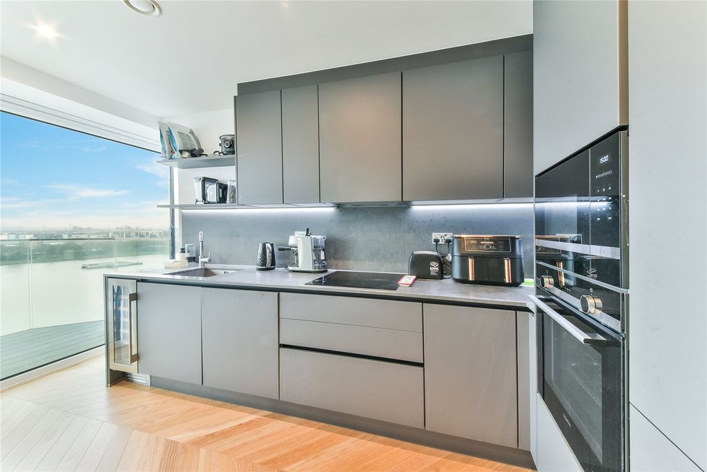 Property photo 3 of 13 Picture No. 07