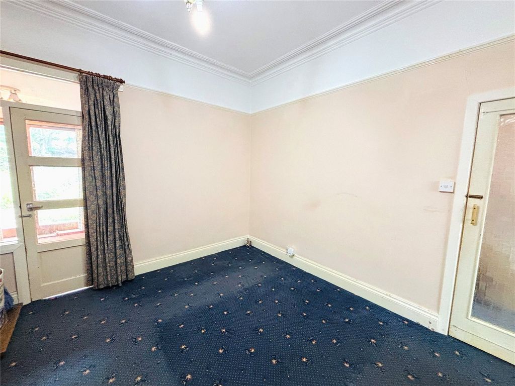 Property photo 3 of 27 Picture No. 03