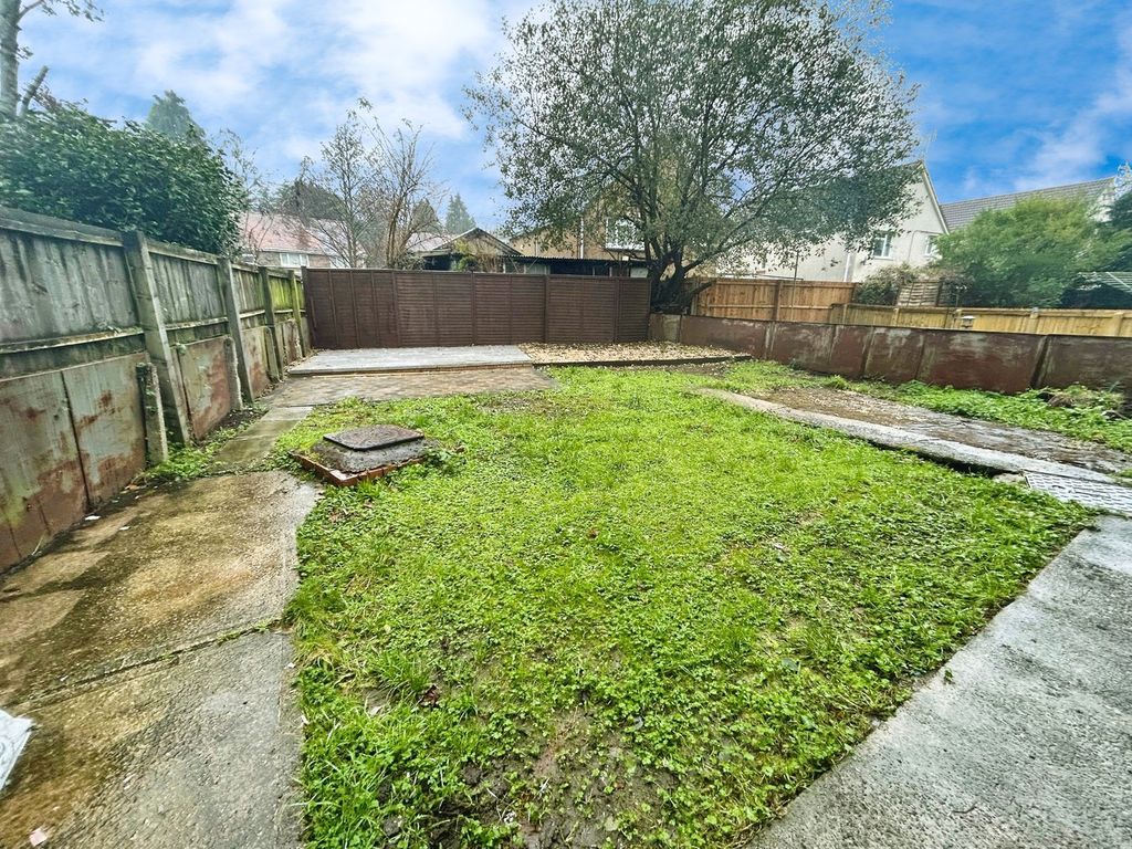 Property photo 3 of 9