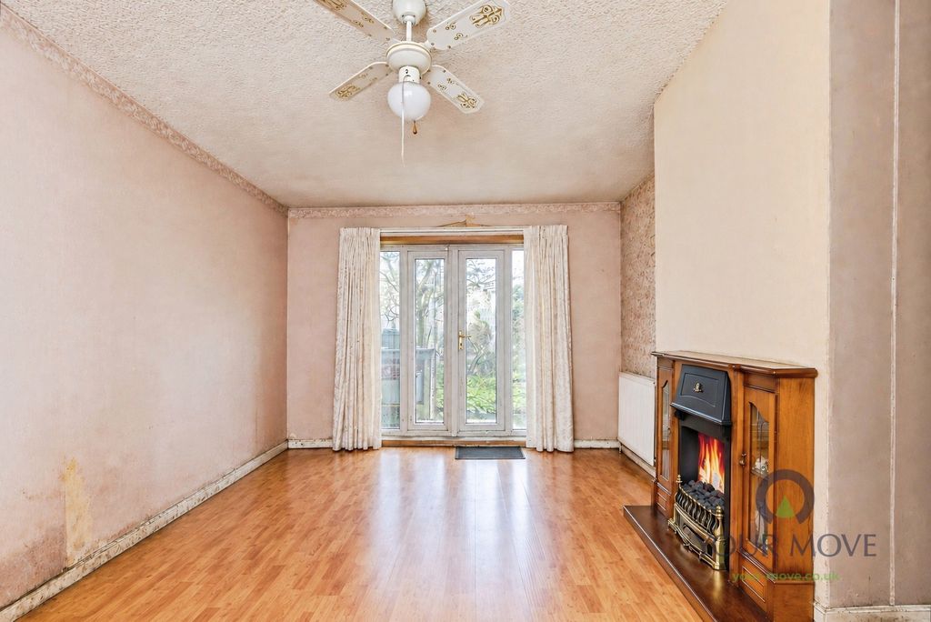 Property photo 2 of 16 Pbox-Img.Png
