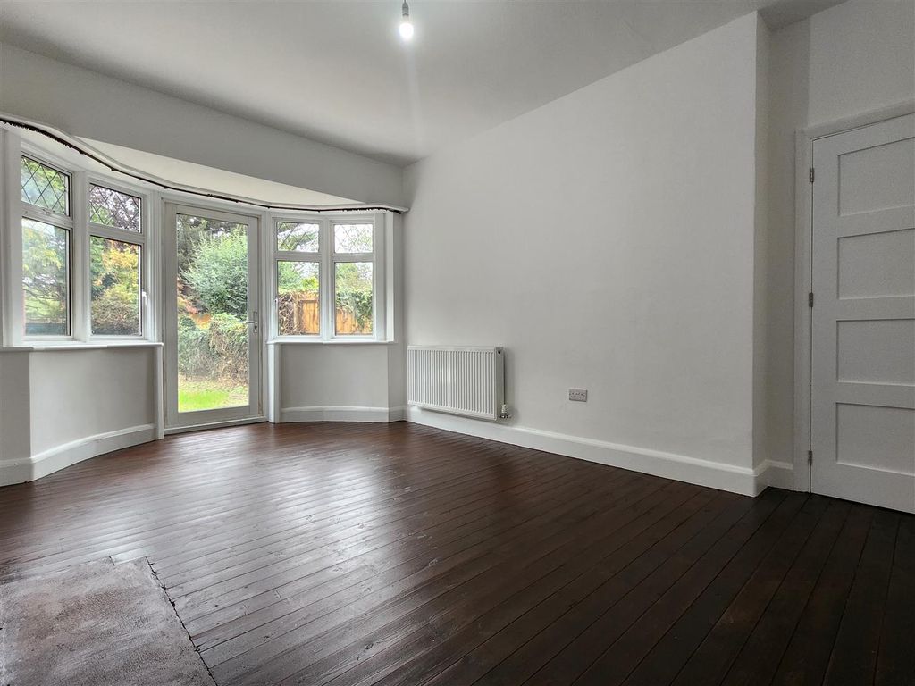 Property photo 2 of 14 Lng.Jpg