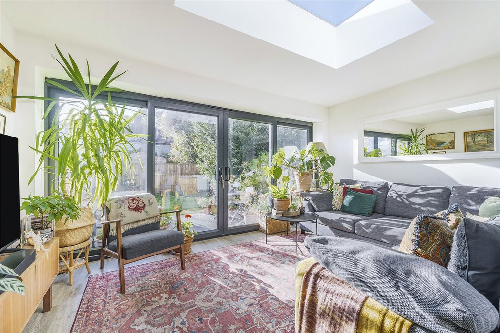 Property photo 3 of 20 Picture No. 05