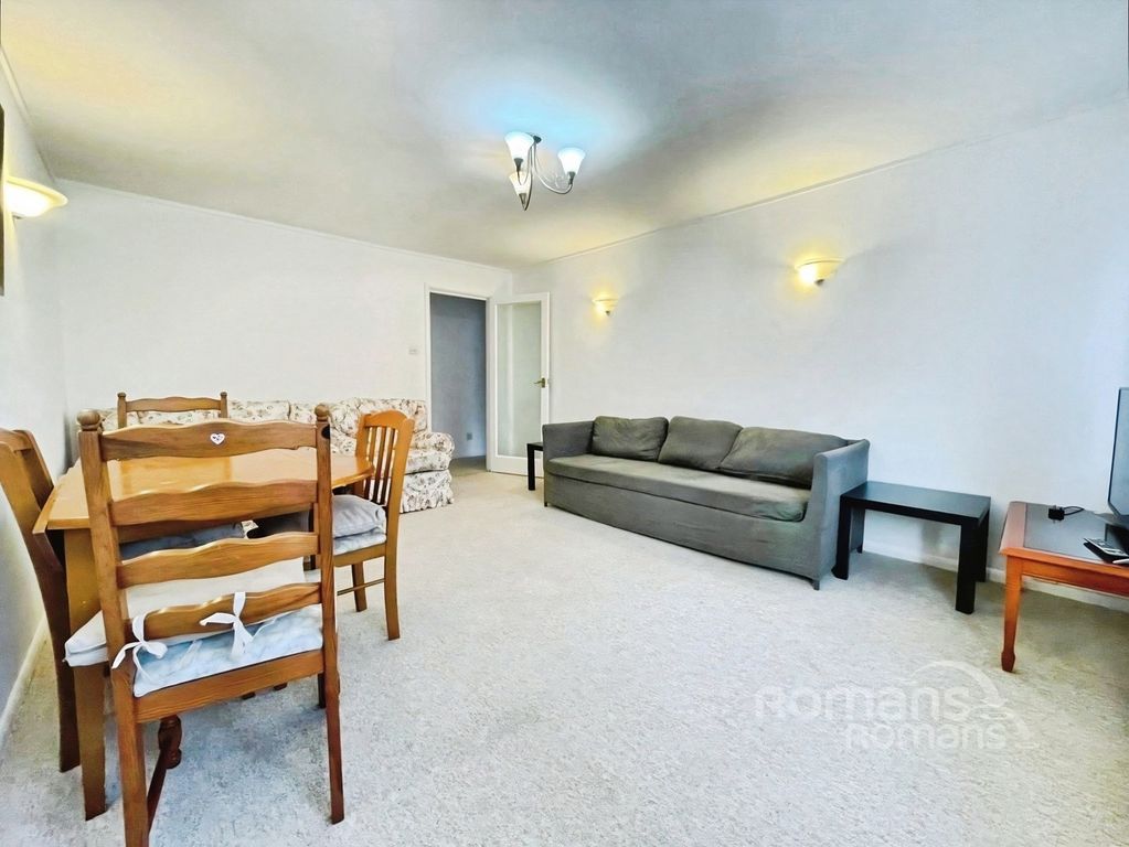 Property photo 2 of 10 Pbox-Img.Jpg
