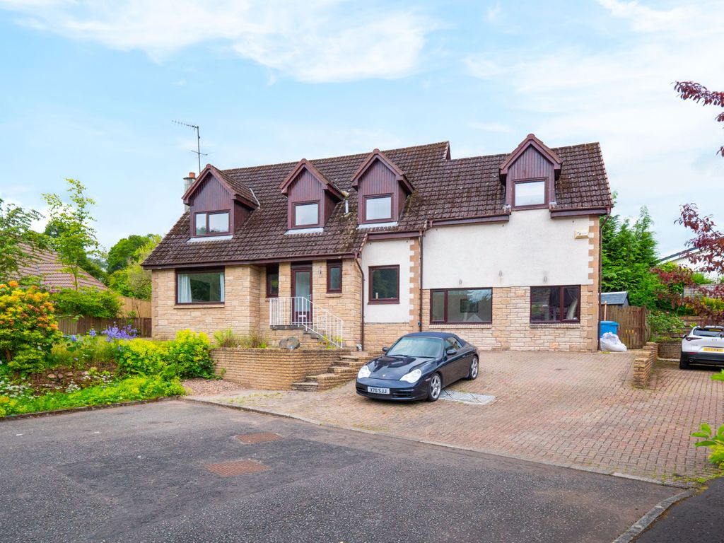 Property photo 1 of 46