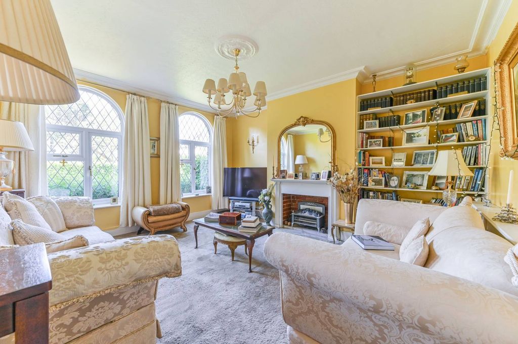 Property photo 1 of 14