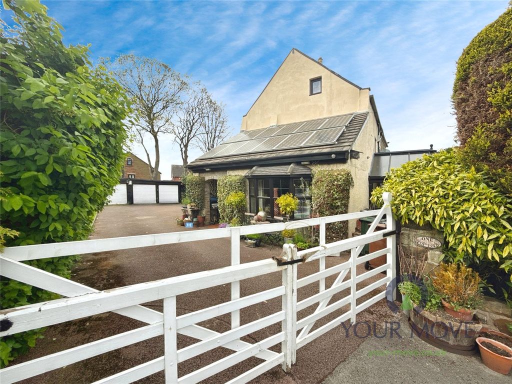 Property photo 2 of 19 Picture No. 18