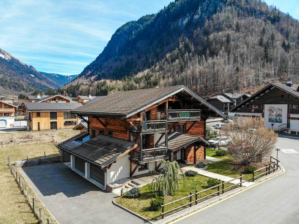 Property photo 1 of 22