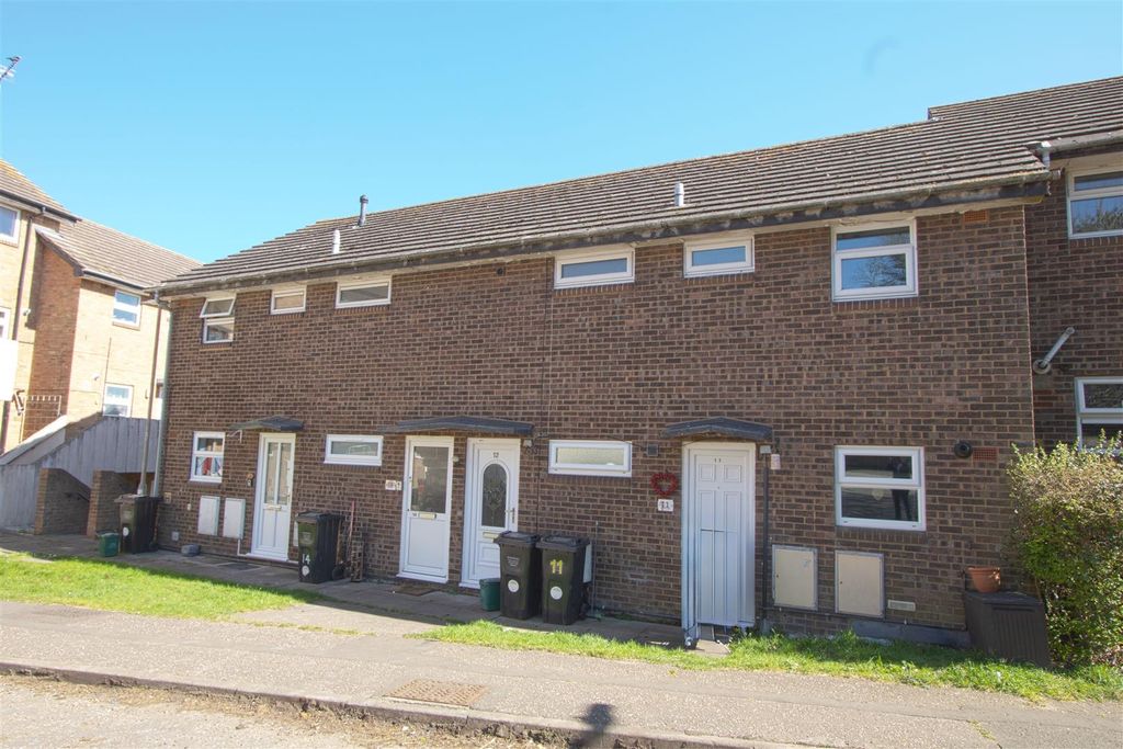 Property photo 1 of 9 Front1.Jpg