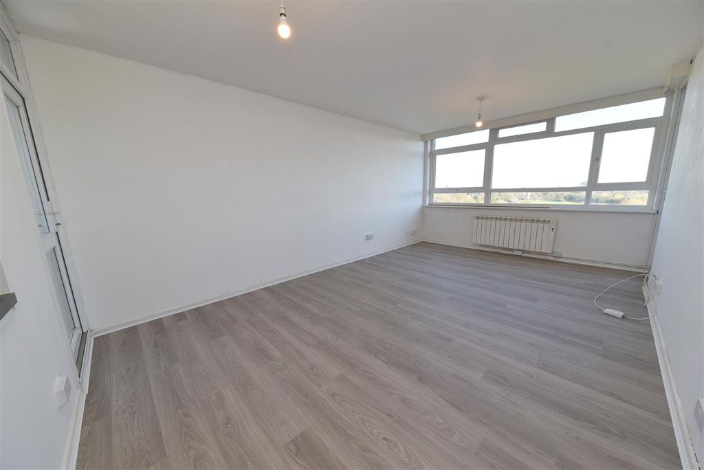 Property photo 2 of 19 Living1.Jpg