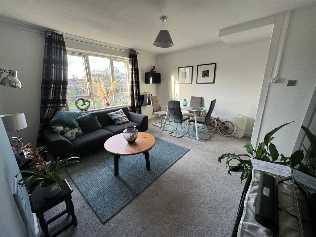 Property photo 2 of 9 Whatsapp Image 2024-03-28 At 10.18.59 Am.Jpeg