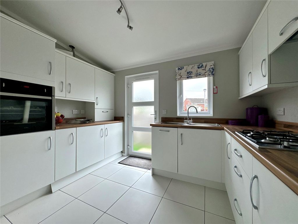 Property photo 3 of 12 Picture No. 09
