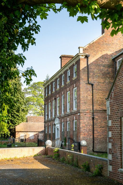 Property photo 3 of 8 Front Elevation