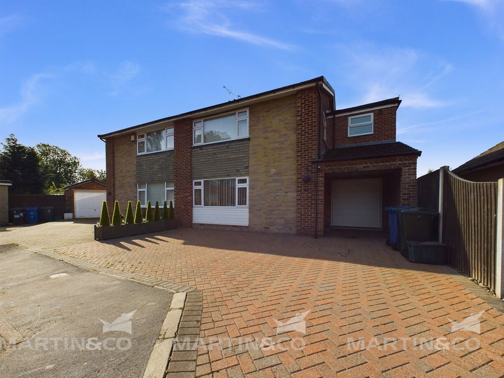 Property photo 3 of 17 Img_4085_15_Original