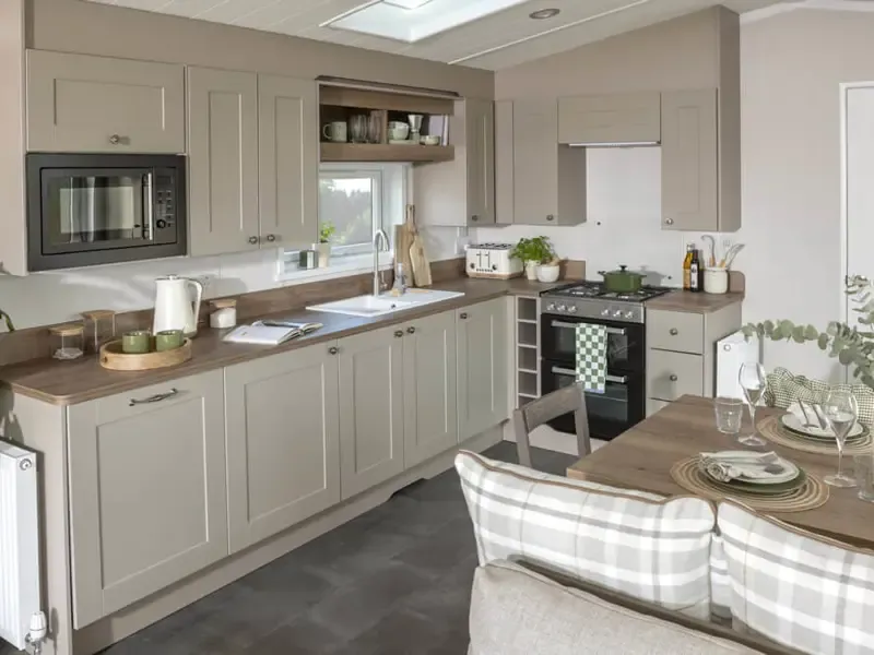 Property photo 2 of 8 Mor 8