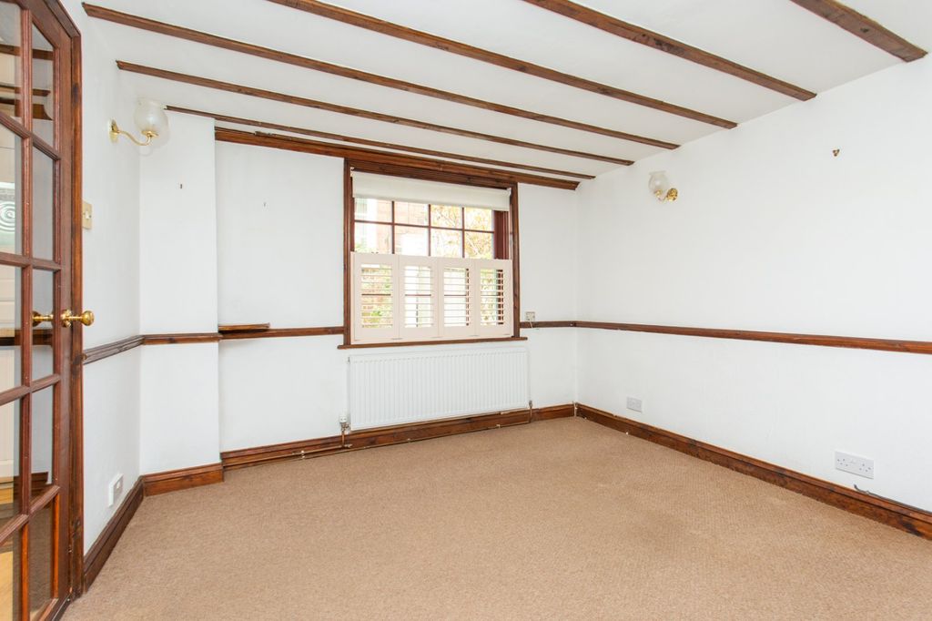 Property photo 3 of 20 Picture 3