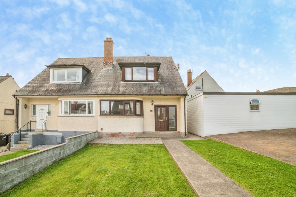 Property photo 1 of 15 Front View